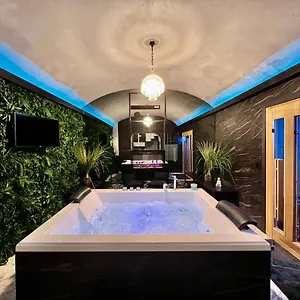 Romantic Wellness Colosseo Rome